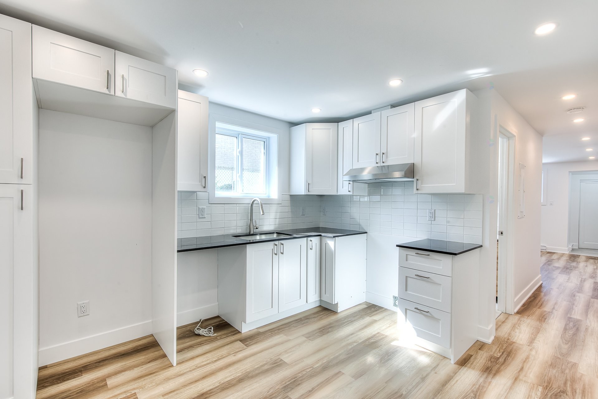 









4984

 - 4986


Boul. Notre-Dame

,
Laval (Chomedey),




QC
H7W1V5

