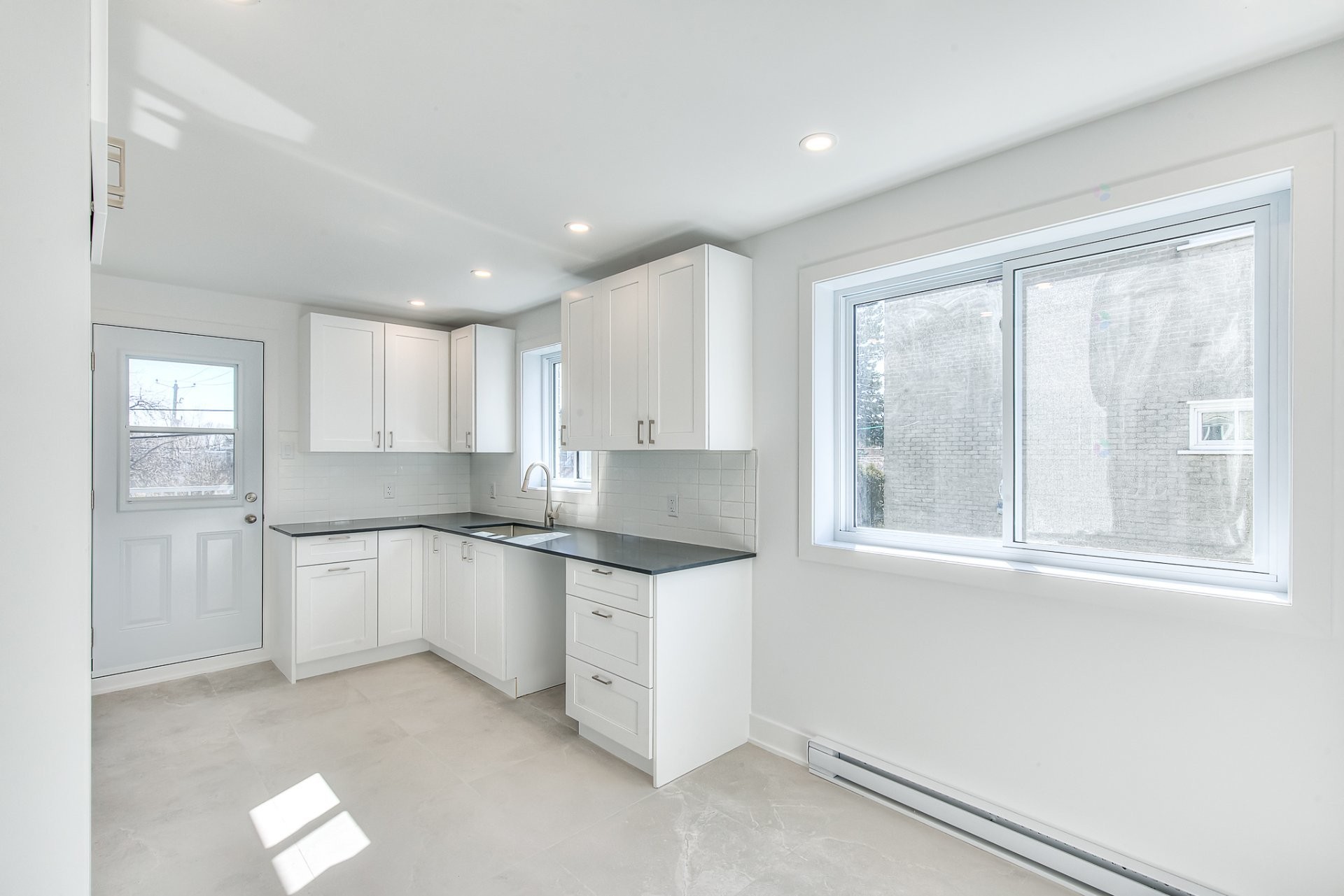 









4984

 - 4986


Boul. Notre-Dame

,
Laval (Chomedey),




QC
H7W1V5

