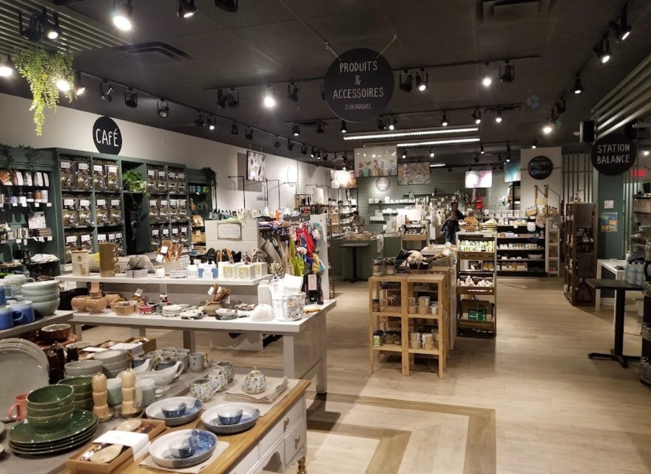 









4


Rue Non Disponible-Unavailable

,
Montréal (Rosemont/La Petite-Patrie),




QC
H4T0A6

