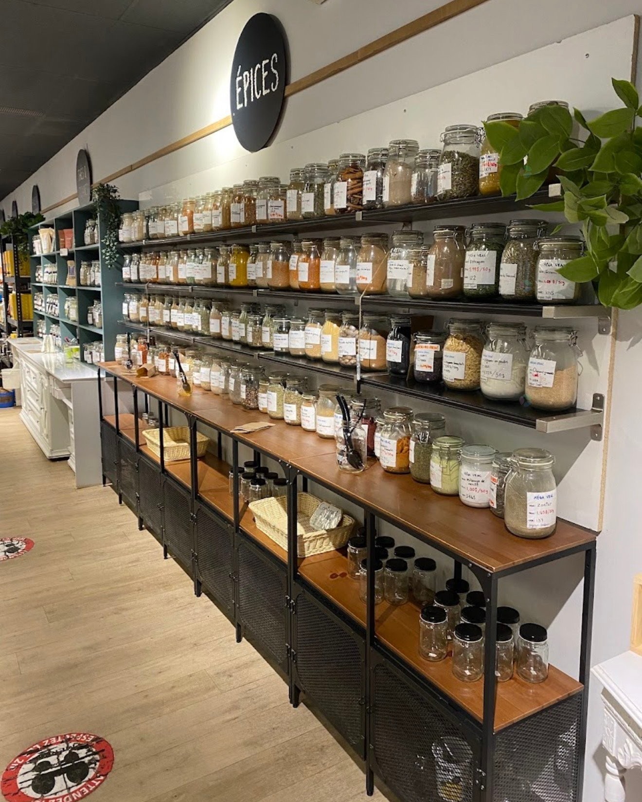 









4


Rue Non Disponible-Unavailable

,
Montréal (Rosemont/La Petite-Patrie),




QC
H4T0A6

