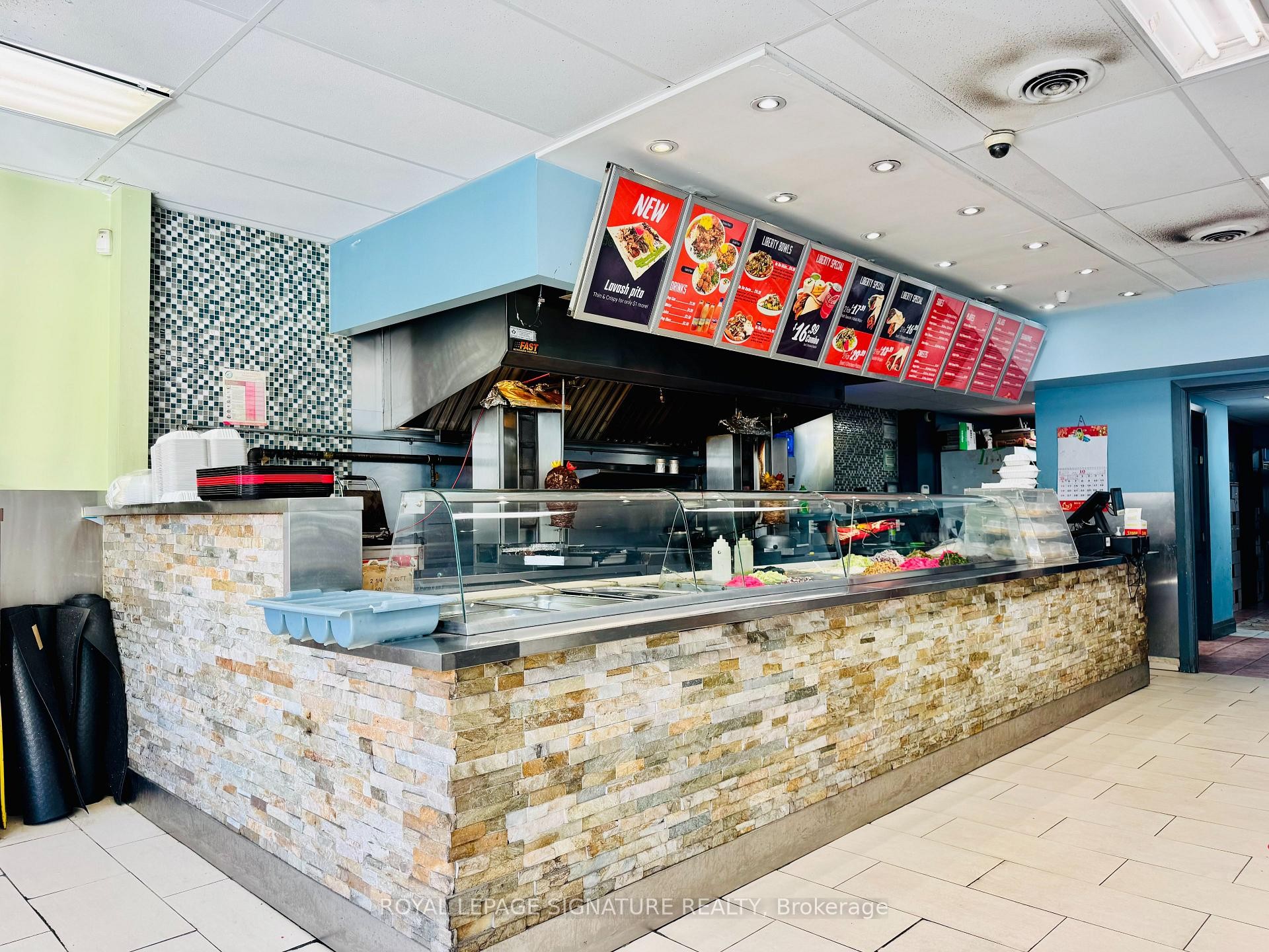 









716


Queen

Street East,
Toronto,




ON
M4M 1H6

