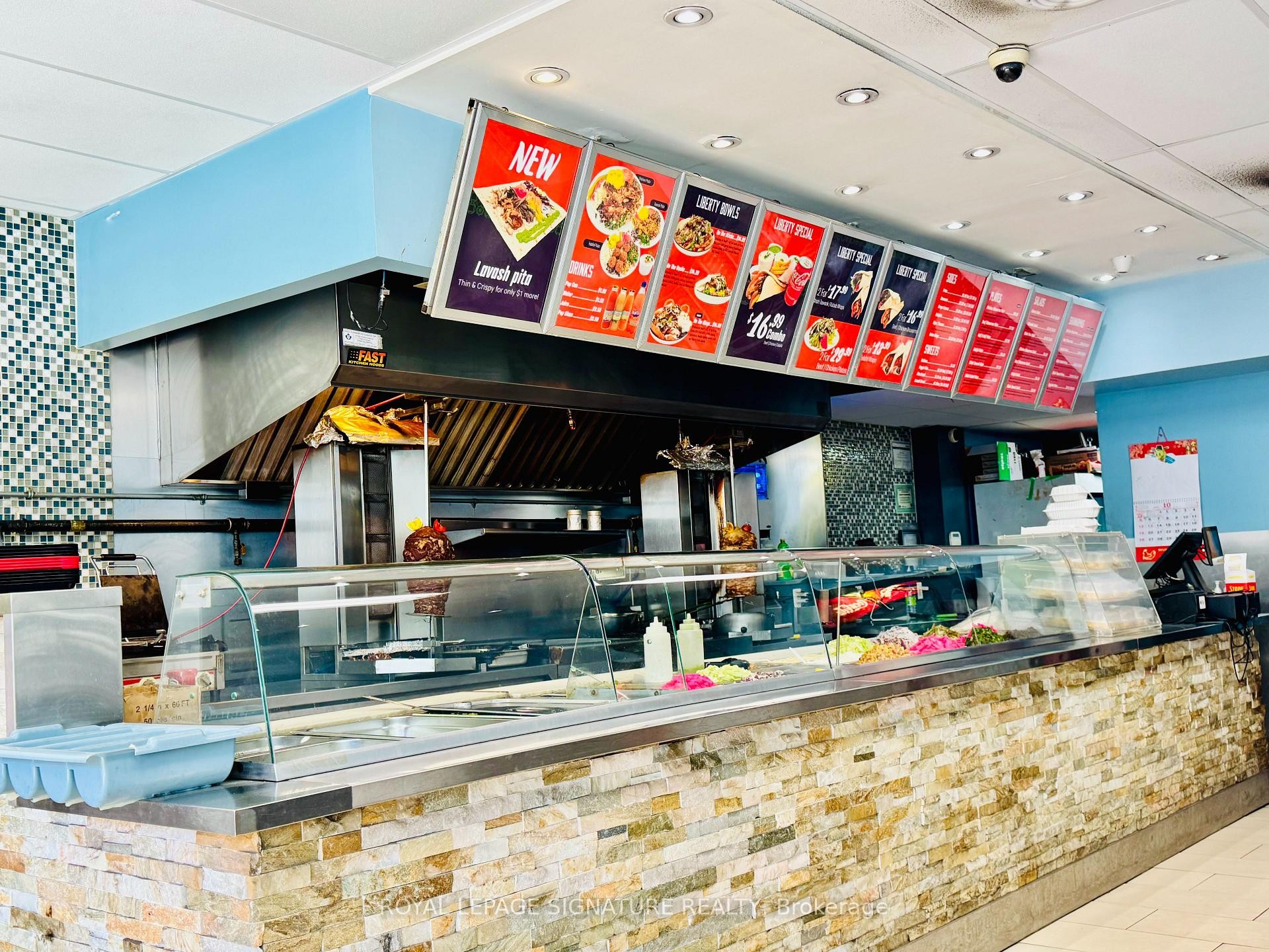 









716


Queen

Street East,
Toronto,




ON
M4M 1H6

