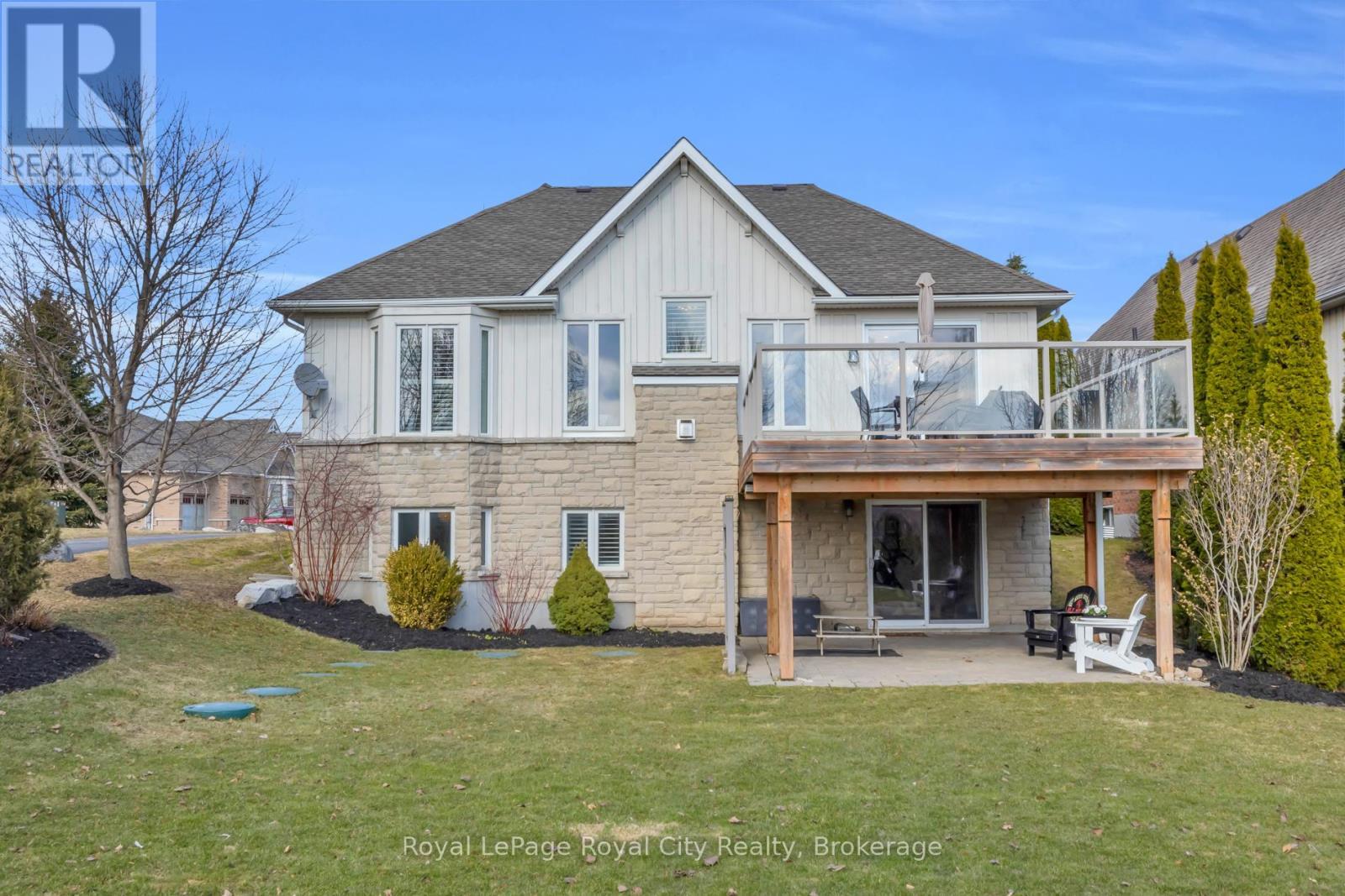 












58 ABERFOYLE MILL CRESCENT

,
Puslinch (Aberfoyle),




Ontario
N0B2J0

