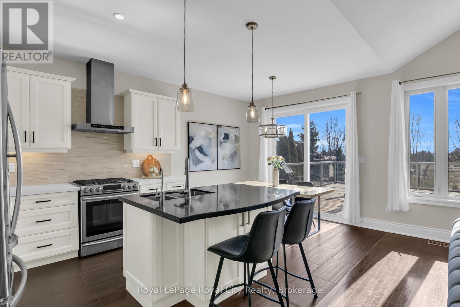 












58 ABERFOYLE MILL CRESCENT

,
Puslinch (Aberfoyle),




Ontario
N0B2J0

