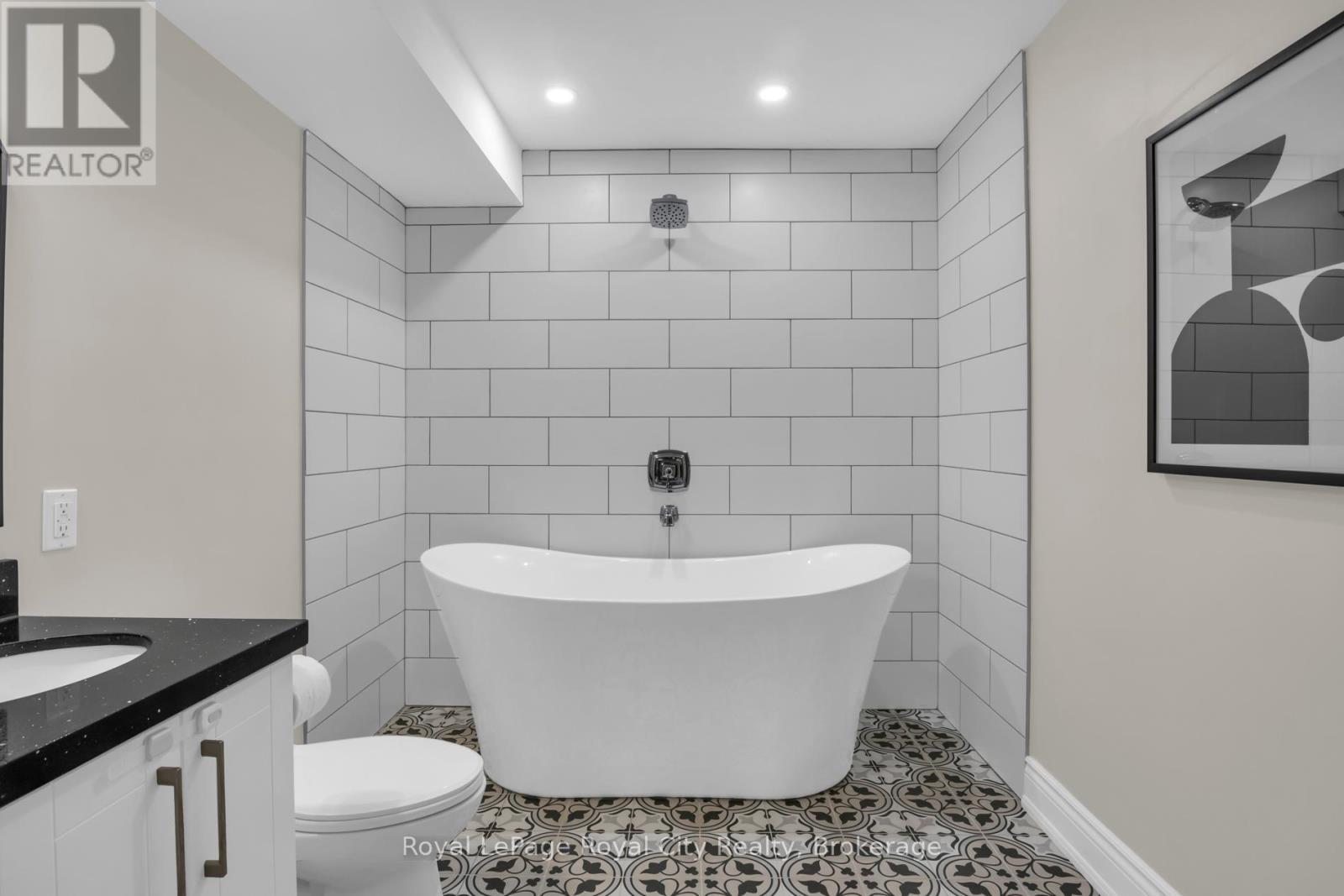 












58 ABERFOYLE MILL CRESCENT

,
Puslinch (Aberfoyle),




Ontario
N0B2J0

