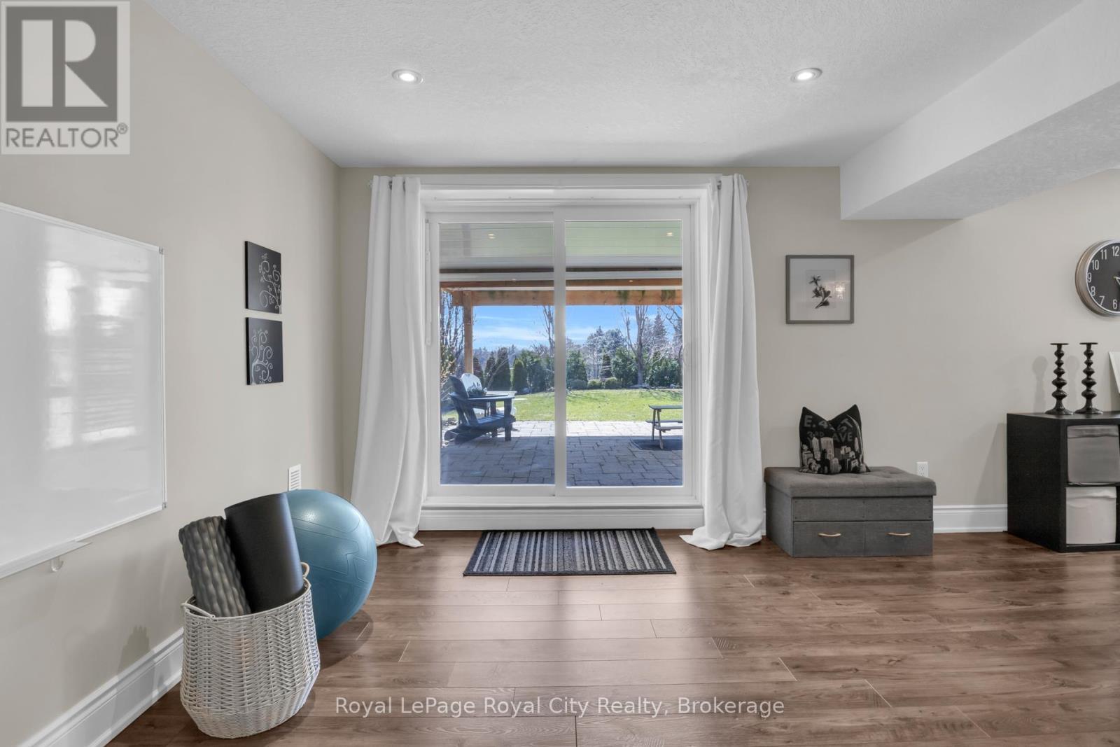 












58 ABERFOYLE MILL CRESCENT

,
Puslinch (Aberfoyle),




Ontario
N0B2J0

