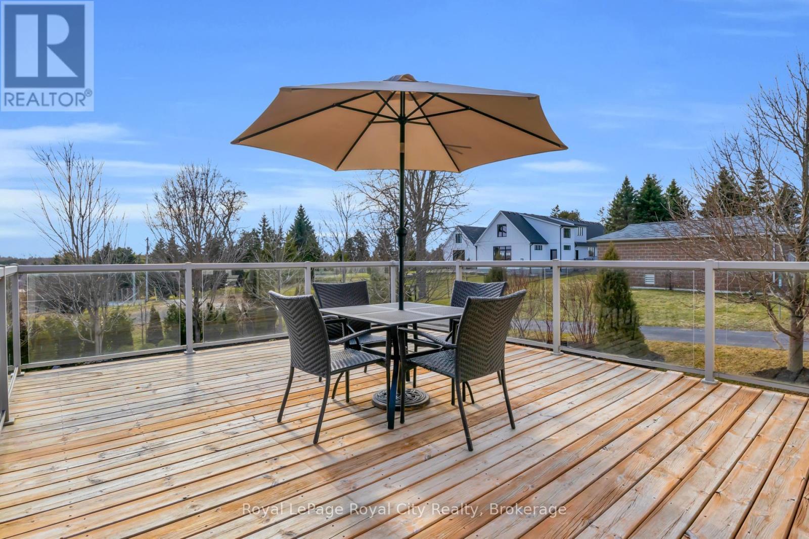 












58 ABERFOYLE MILL CRESCENT

,
Puslinch (Aberfoyle),




Ontario
N0B2J0

