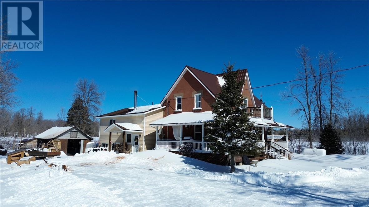 












10928 Highway 540

,
Gore Bay, Manitoulin Island,




Ontario
P0P1H0

