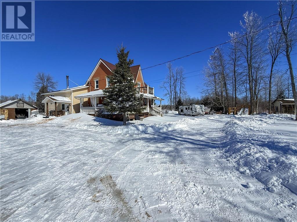 












10928 Highway 540

,
Gore Bay, Manitoulin Island,




Ontario
P0P1H0

