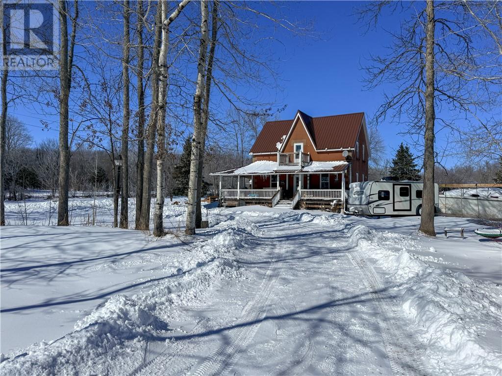 












10928 Highway 540

,
Gore Bay, Manitoulin Island,




Ontario
P0P1H0

