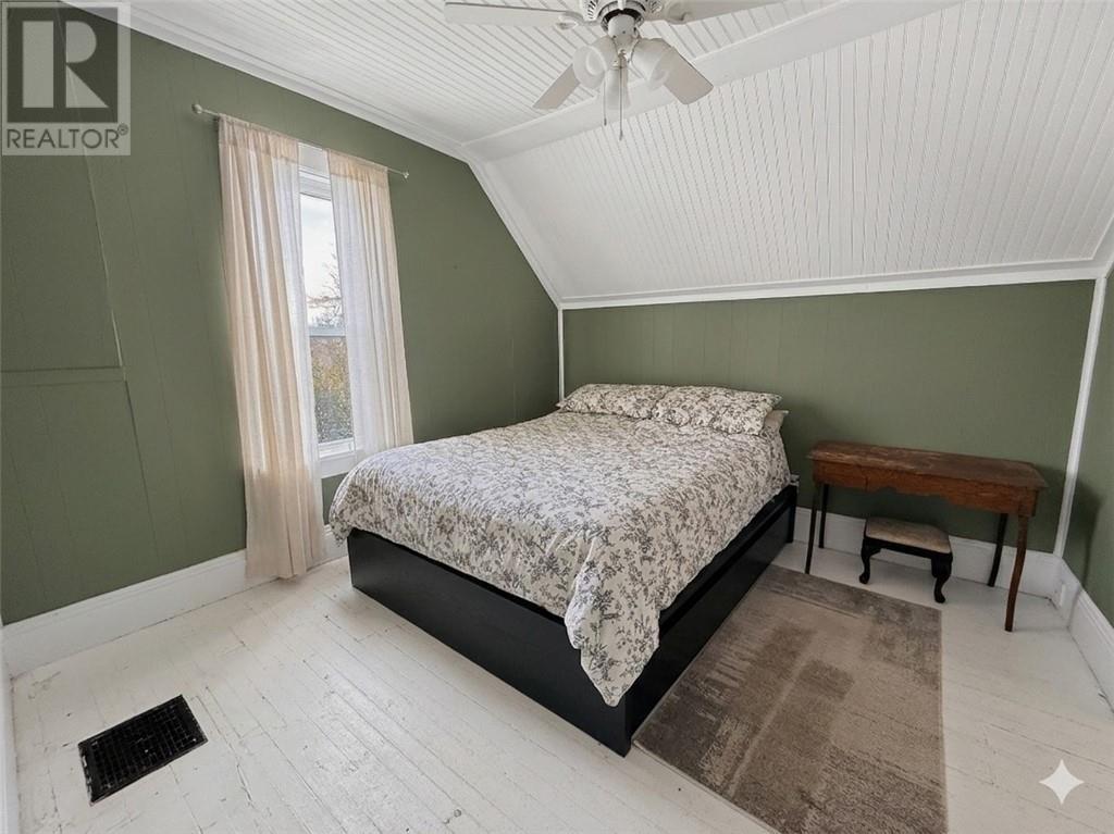 












10928 Highway 540

,
Gore Bay, Manitoulin Island,




Ontario
P0P1H0

