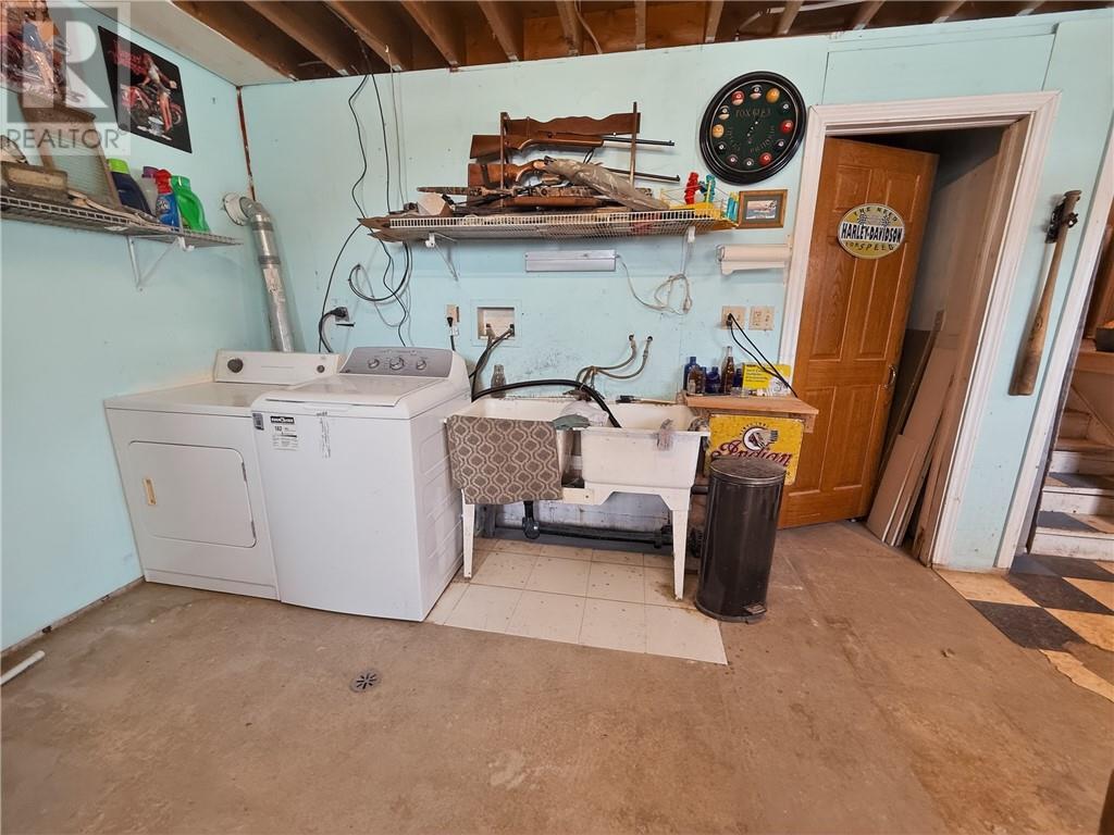 












10928 Highway 540

,
Gore Bay, Manitoulin Island,




Ontario
P0P1H0


