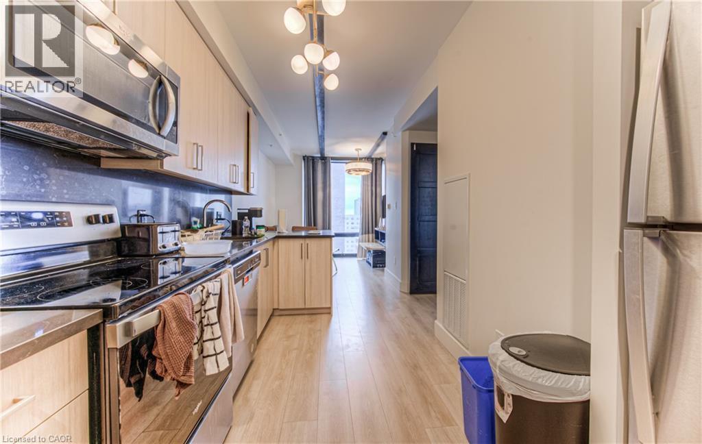 












145 COLUMBIA Street W Unit# 1210

,
Waterloo,




Ontario
N2L0K7

