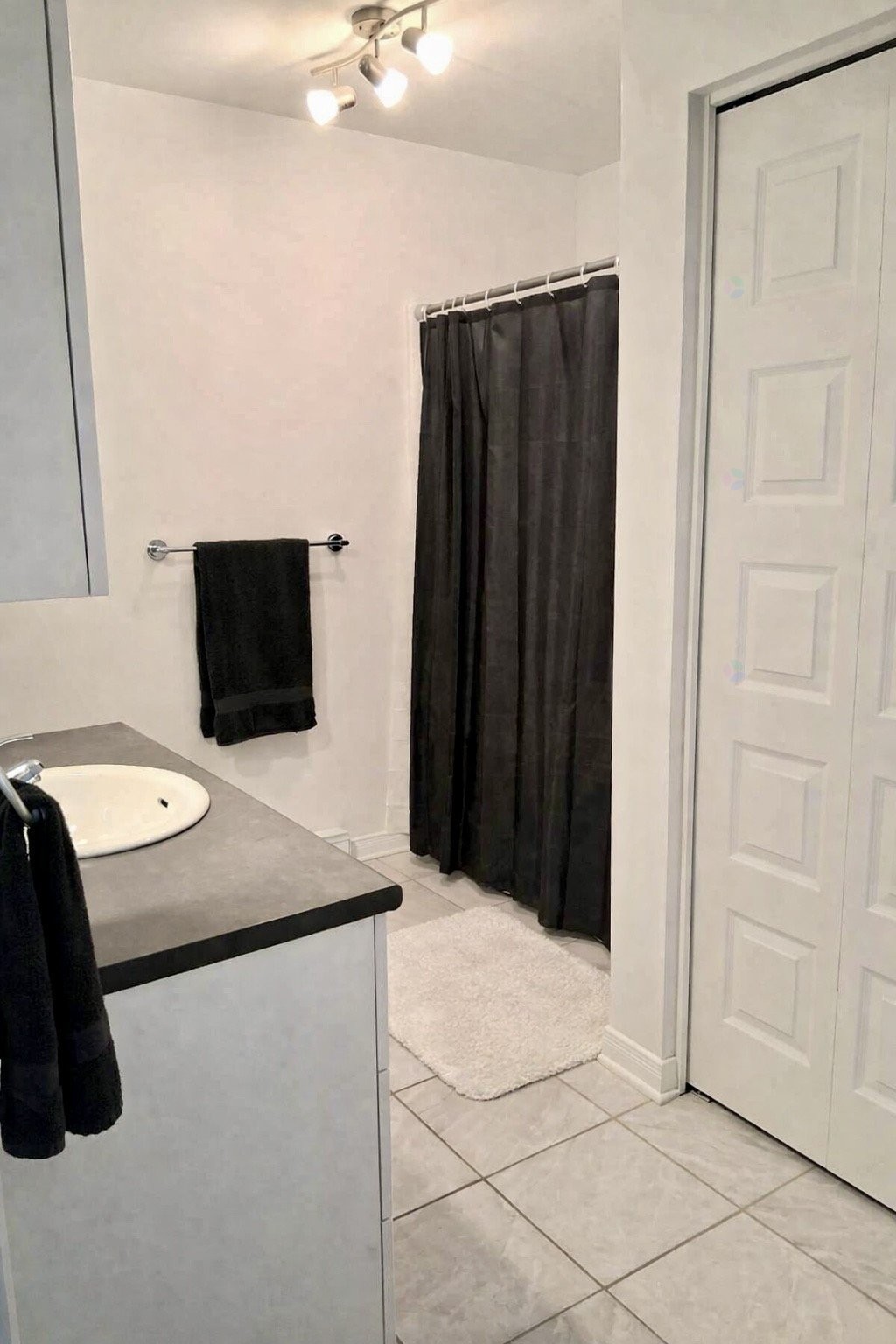 









887


Ch. de Montréal O.

,
Gatineau (Masson-Angers),




QC
J8M0C9

