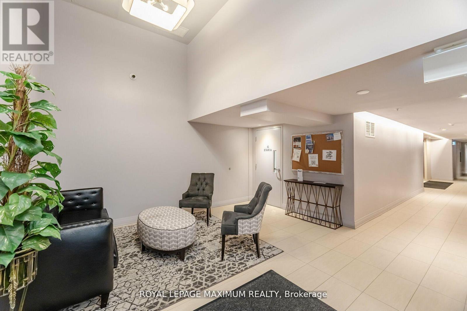 












308 - 408 BROWNS LINE

,
Toronto,




Ontario
M9W3T9

