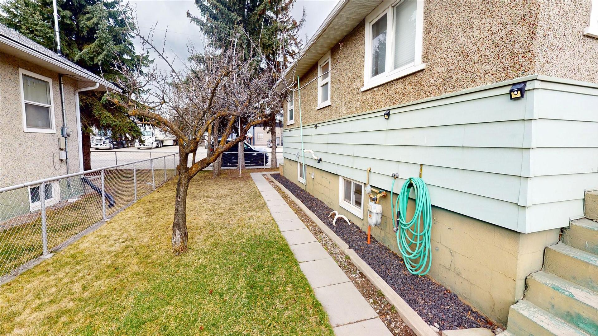 









312


16th

Avenue,
Cranbrook,




BC
V1C 3W5

