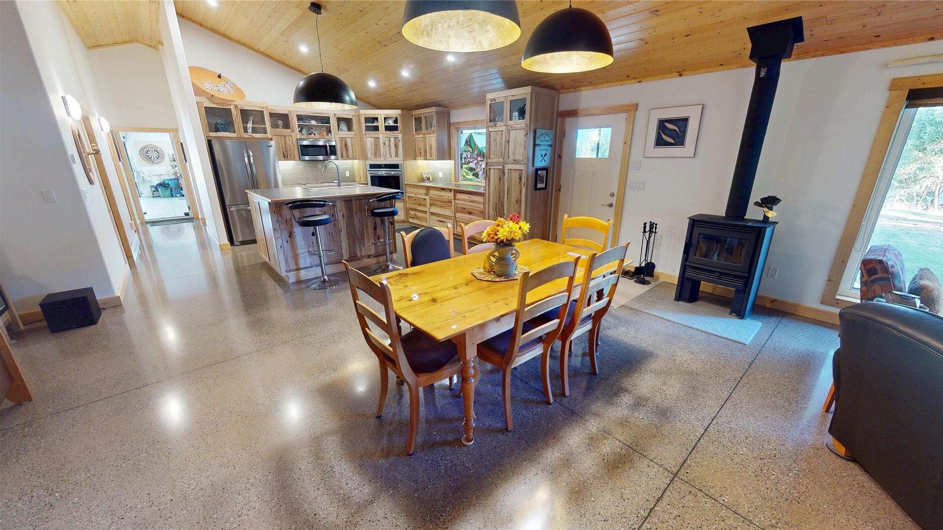 









4427


Ferguson

Road,
Mayook,




BC
V0B 2J0

