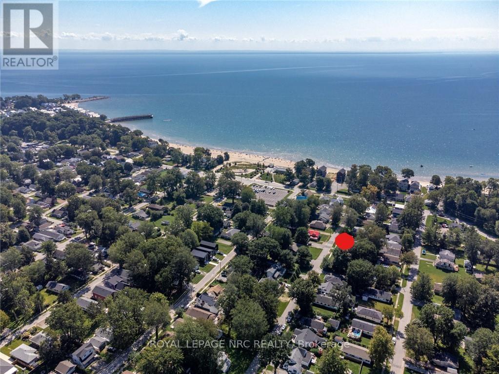 












385 WESTWOOD AVENUE

,
Fort Erie (Crystal Beach),




Ontario
L0S1B0

