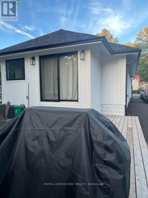 












385 WESTWOOD AVENUE

,
Fort Erie (Crystal Beach),




Ontario
L0S1B0

