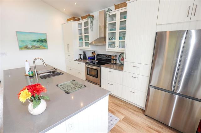 









135


Victoria

DR,
Hillside Beach,




MB
R0E 2A0

