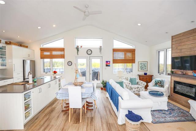 









135


Victoria

DR,
Hillside Beach,




MB
R0E 2A0

