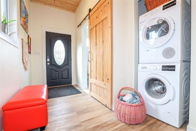 









135


Victoria

DR,
Hillside Beach,




MB
R0E 2A0

