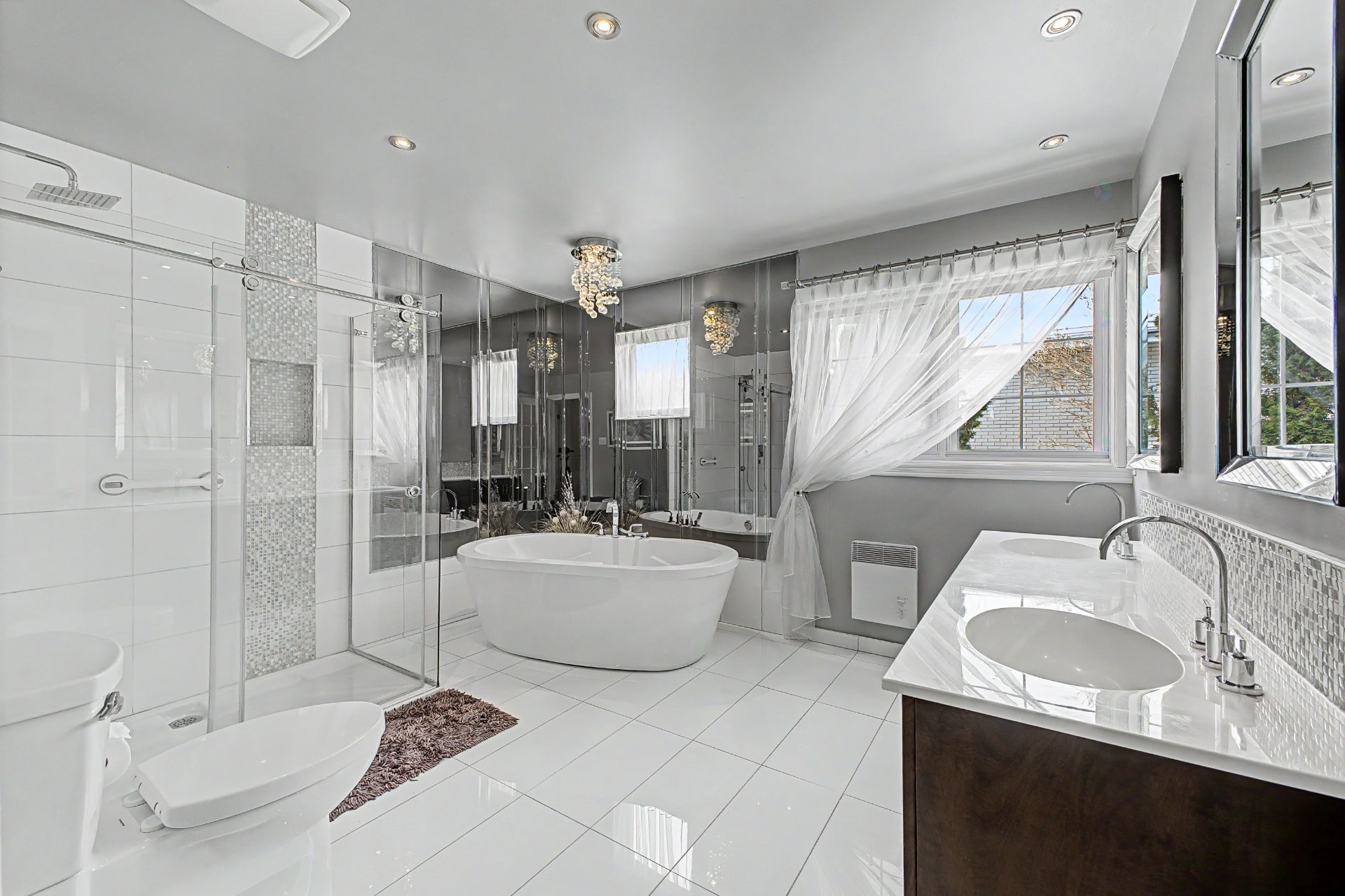 









1491


Rue De Rigaud

,
Saint-Bruno-de-Montarville,




QC
J3V3B8


