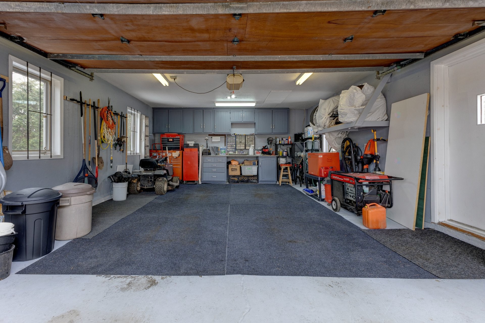









1491


Rue De Rigaud

,
Saint-Bruno-de-Montarville,




QC
J3V3B8

