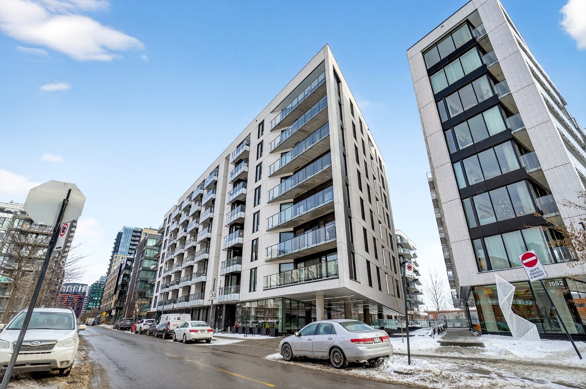 









1550


Rue des Bassins

, 222A,
Montréal (Le Sud-Ouest),




QC
H3C0W5

