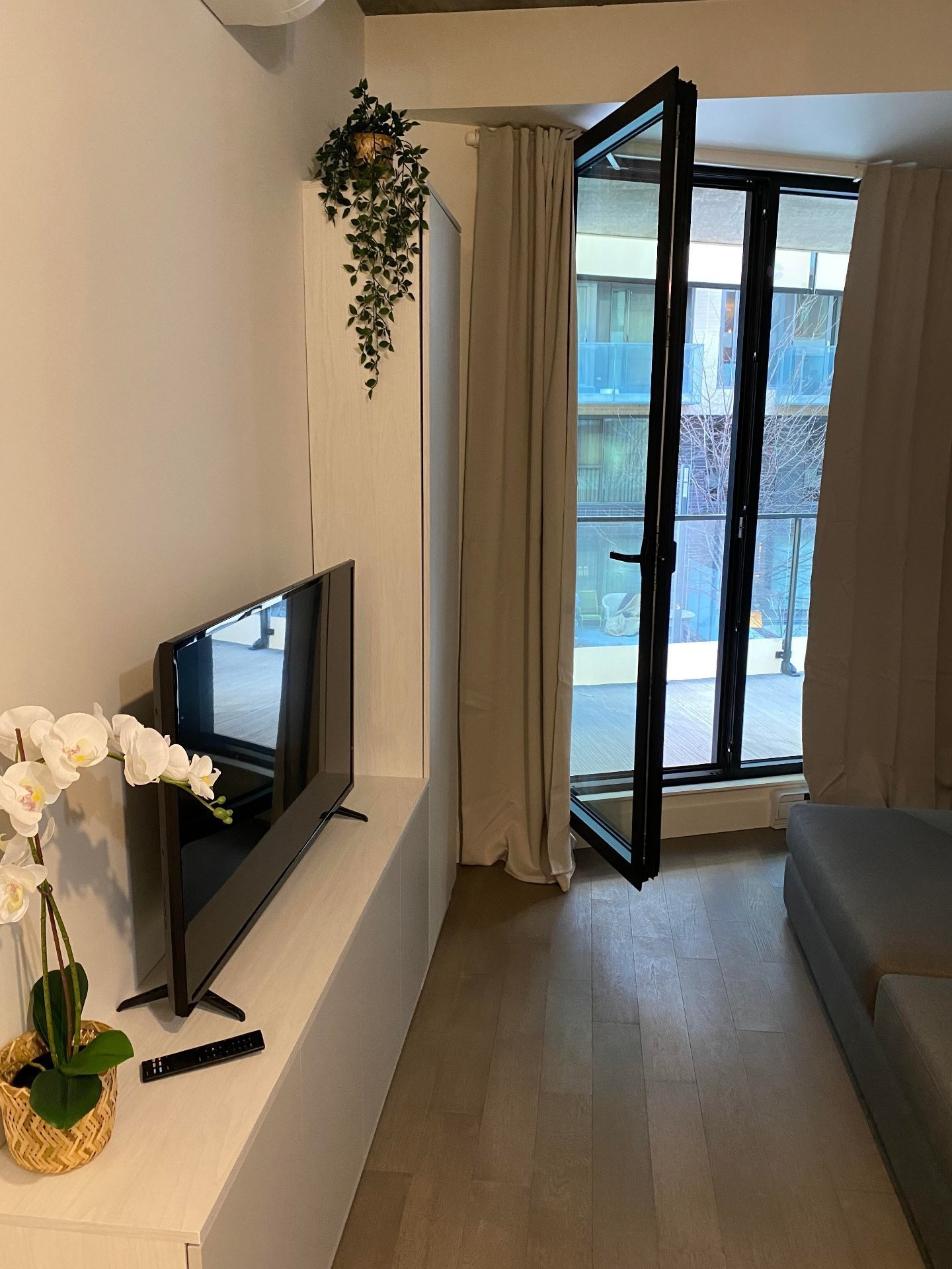 









1550


Rue des Bassins

, 222A,
Montréal (Le Sud-Ouest),




QC
H3C0W5

