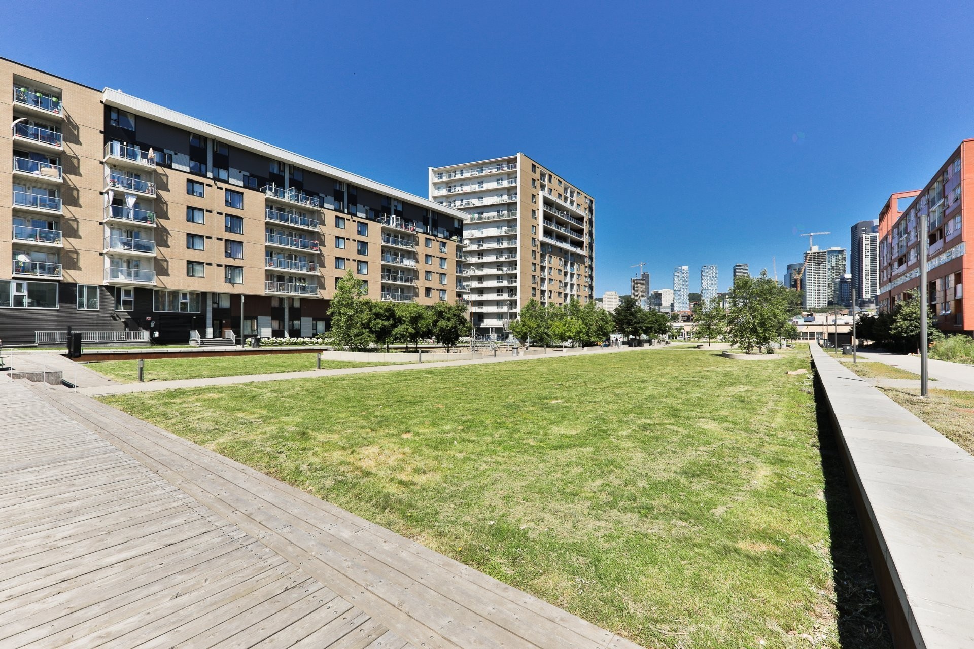 









1550


Rue des Bassins

, 222A,
Montréal (Le Sud-Ouest),




QC
H3C0W5

