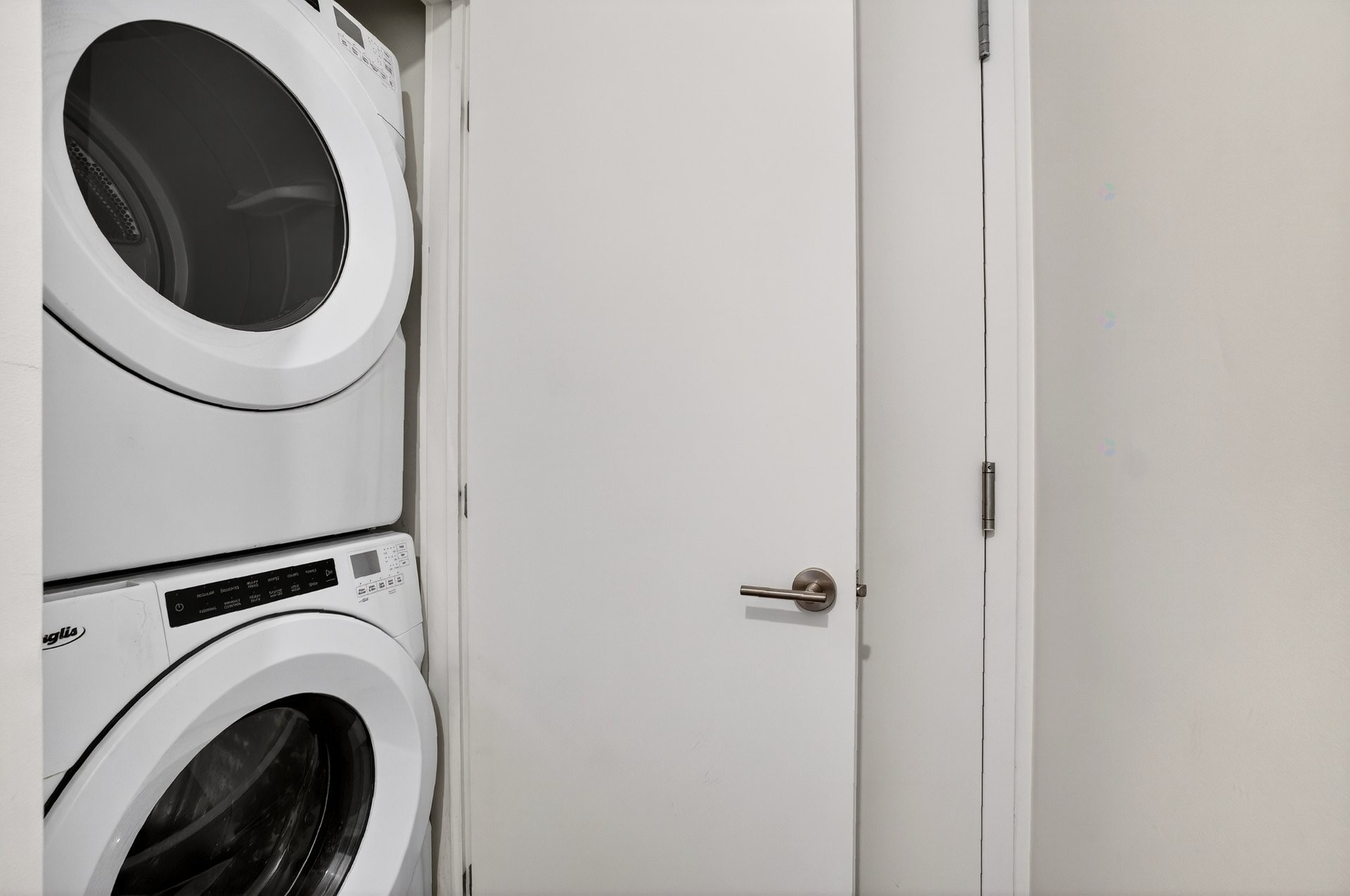 









1550


Rue des Bassins

, 222A,
Montréal (Le Sud-Ouest),




QC
H3C0W5

