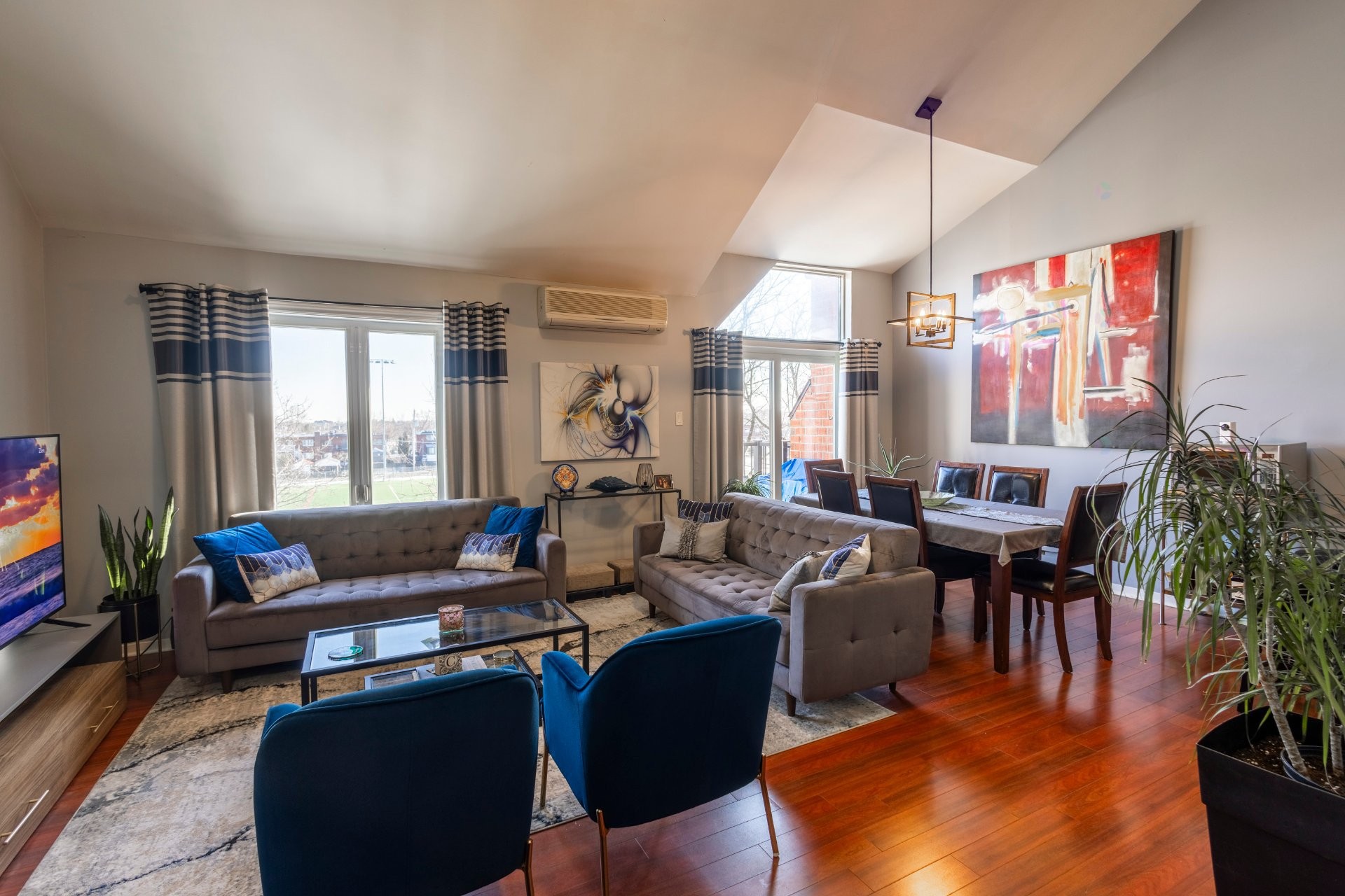 









7941


Av. Salomon-Marion

, 7,
Montréal (Rivière-des-Prairies/Pointe-aux-Trembles),




QC
H1E4X7

