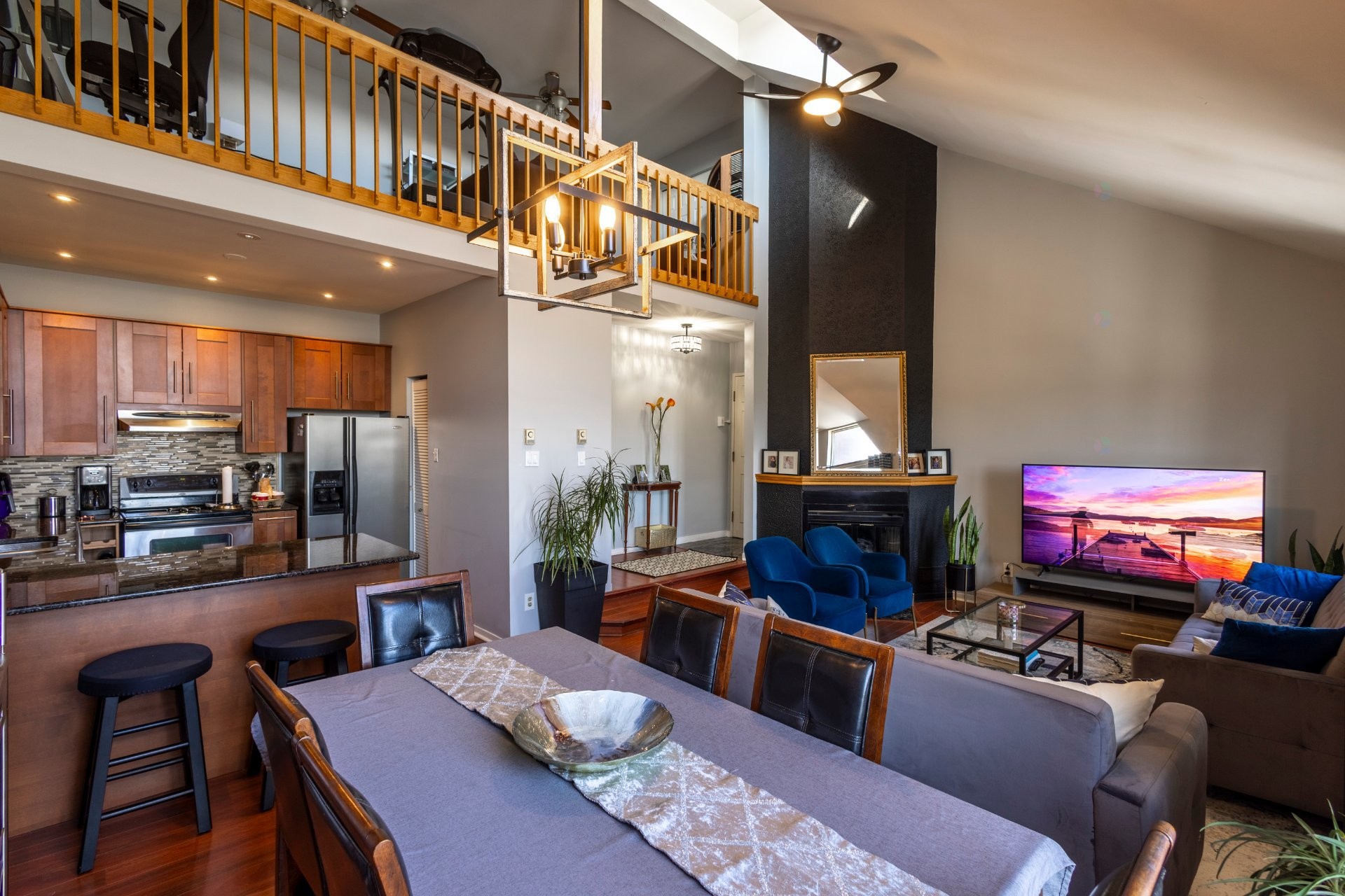 









7941


Av. Salomon-Marion

, 7,
Montréal (Rivière-des-Prairies/Pointe-aux-Trembles),




QC
H1E4X7

