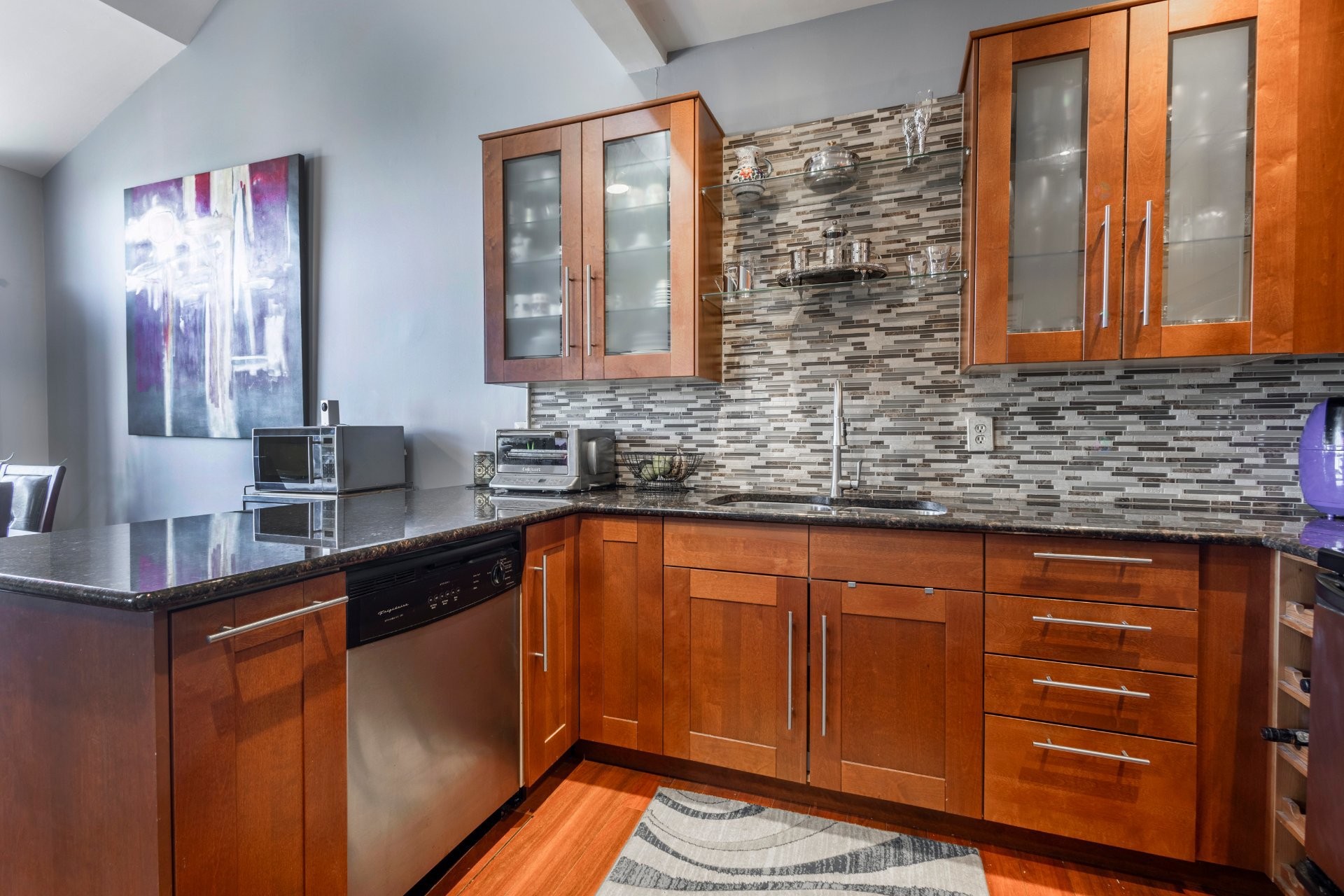 









7941


Av. Salomon-Marion

, 7,
Montréal (Rivière-des-Prairies/Pointe-aux-Trembles),




QC
H1E4X7

