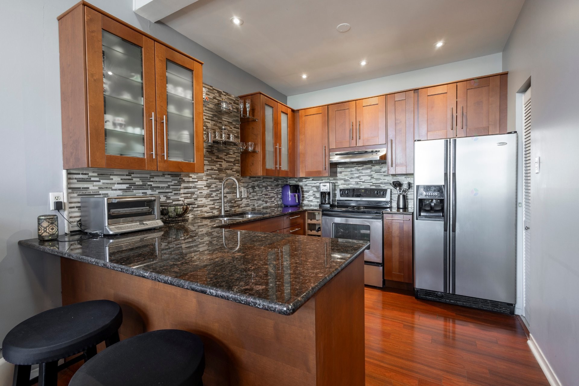 









7941


Av. Salomon-Marion

, 7,
Montréal (Rivière-des-Prairies/Pointe-aux-Trembles),




QC
H1E4X7

