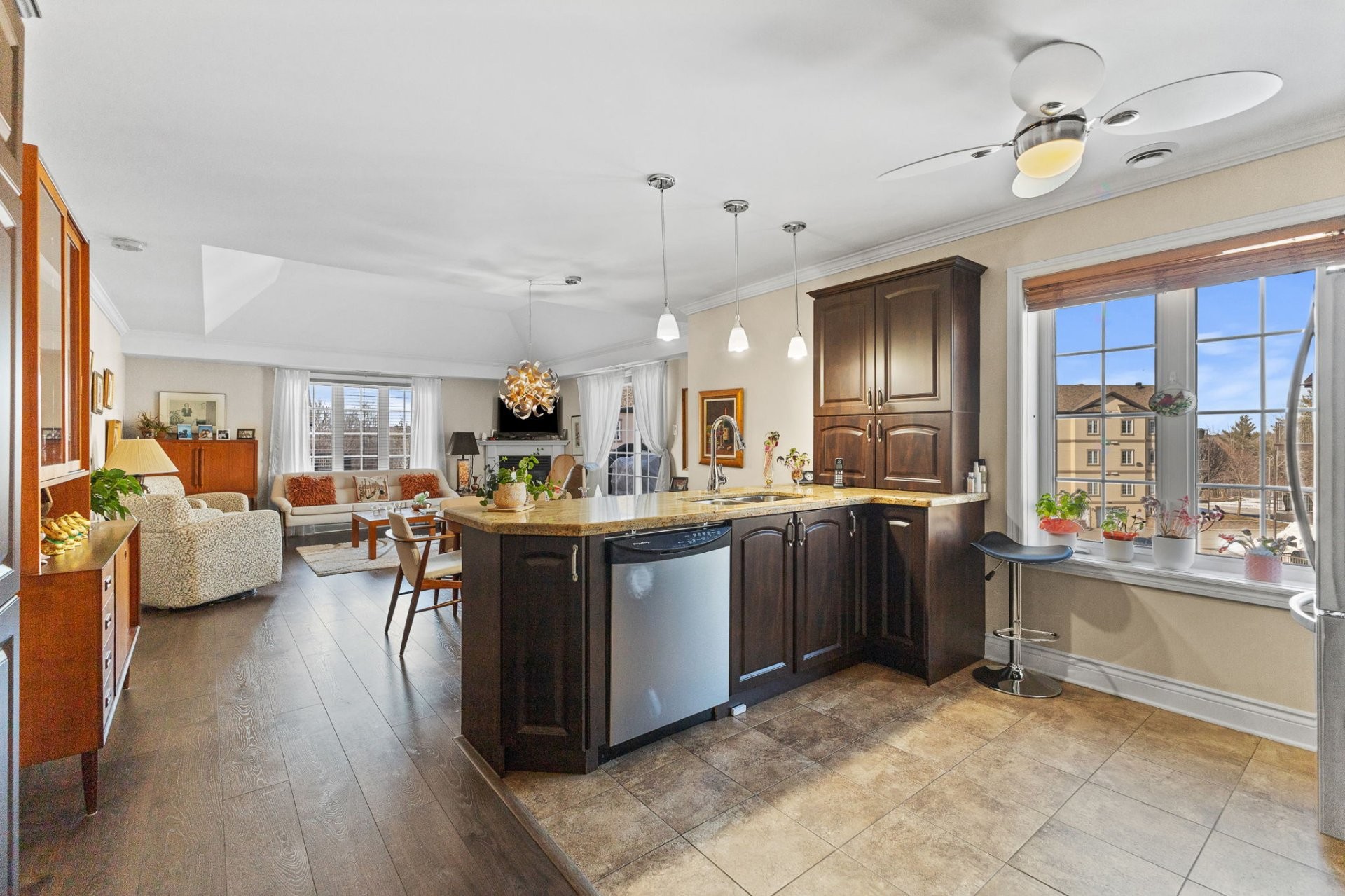 









513


Rue de Cannes

, 305,
Gatineau (Gatineau),




QC
J8V0C3

