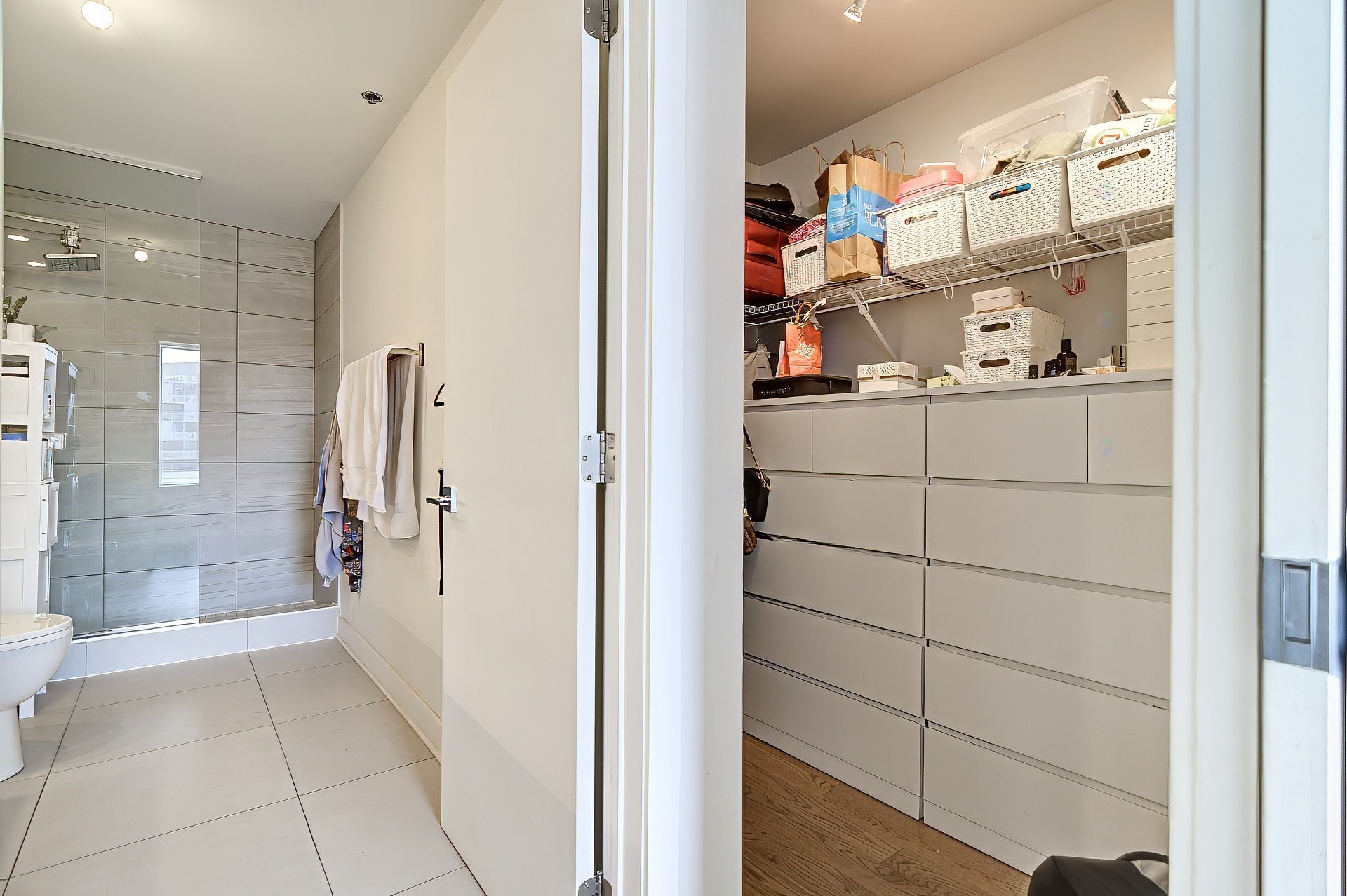 









5905


Boul. du Quartier

, 612,
Brossard,




QC
J4Z0R7

