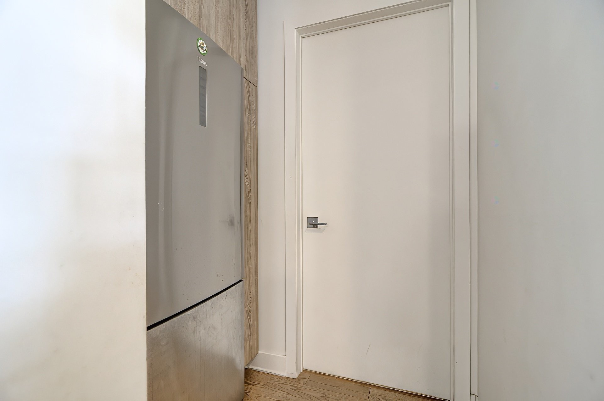 









5905


Boul. du Quartier

, 612,
Brossard,




QC
J4Z0R7

