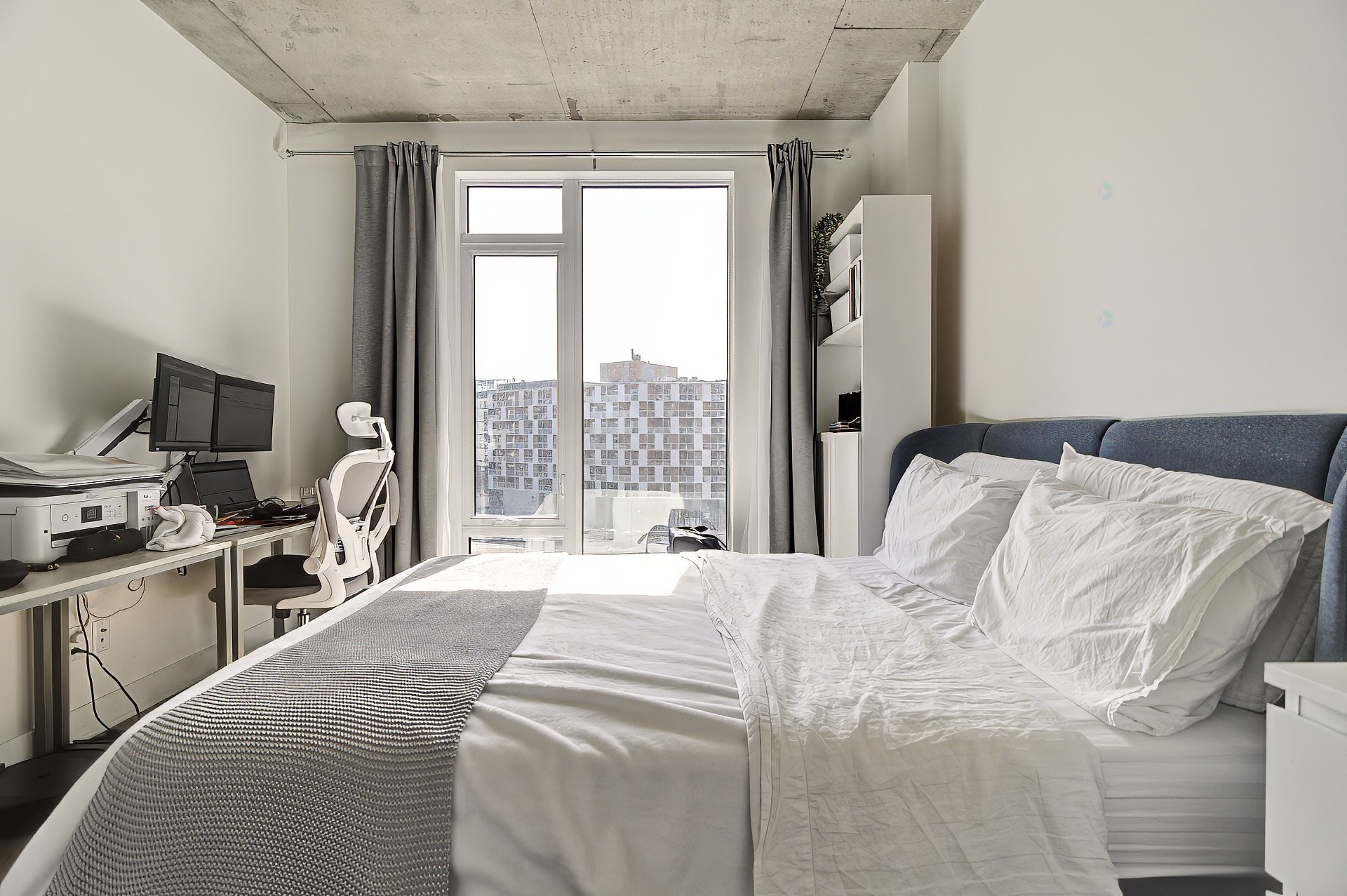 









5905


Boul. du Quartier

, 612,
Brossard,




QC
J4Z0R7

