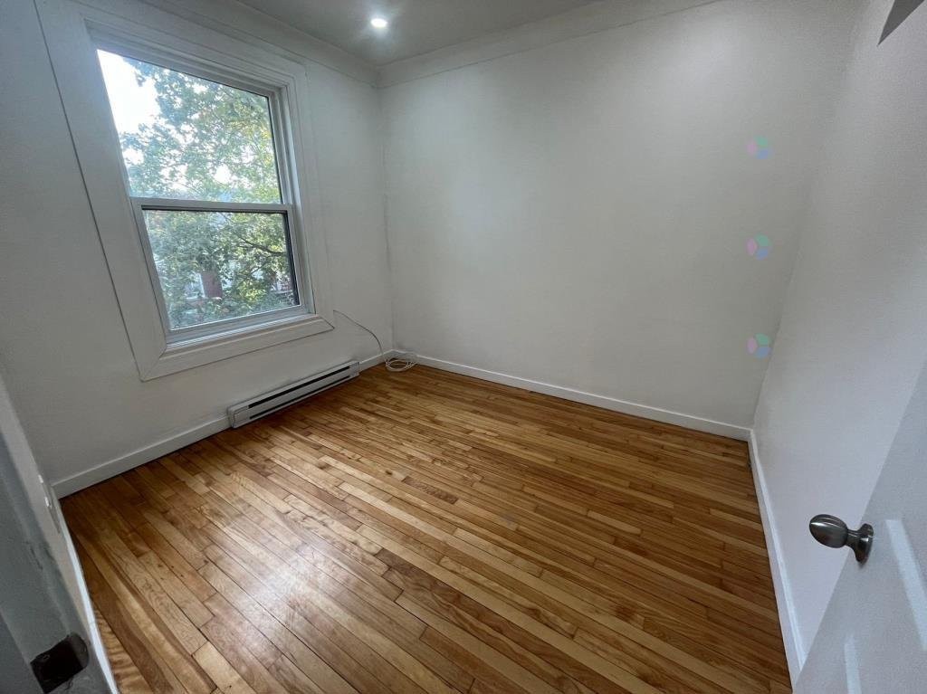 









5965


Rue Hamilton

,
Montréal (Le Sud-Ouest),




QC
H4E3C2

