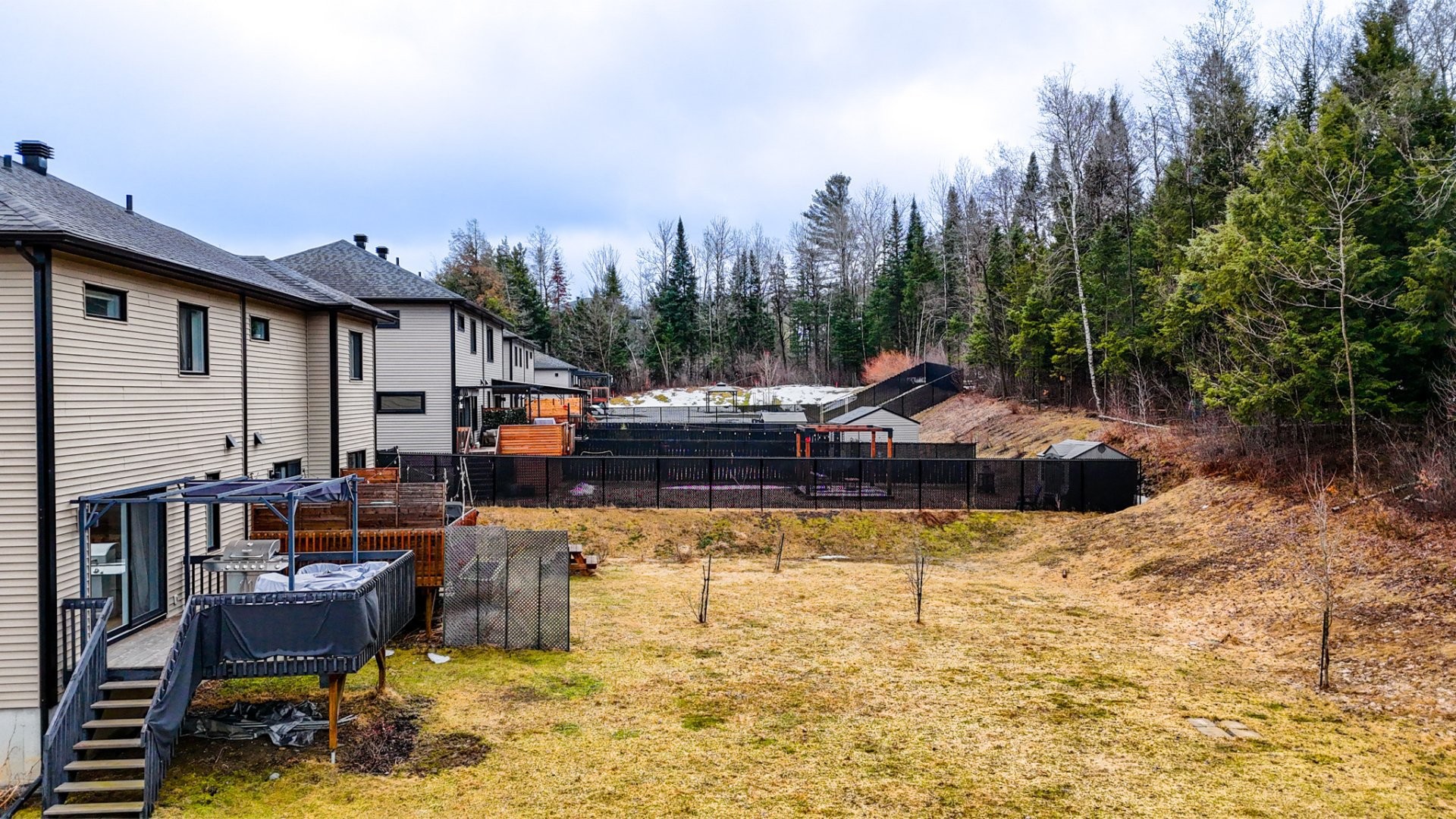 









1786


Rue des Pois-de-Senteur

,
Sherbrooke (Fleurimont),




QC
J1E0L7

