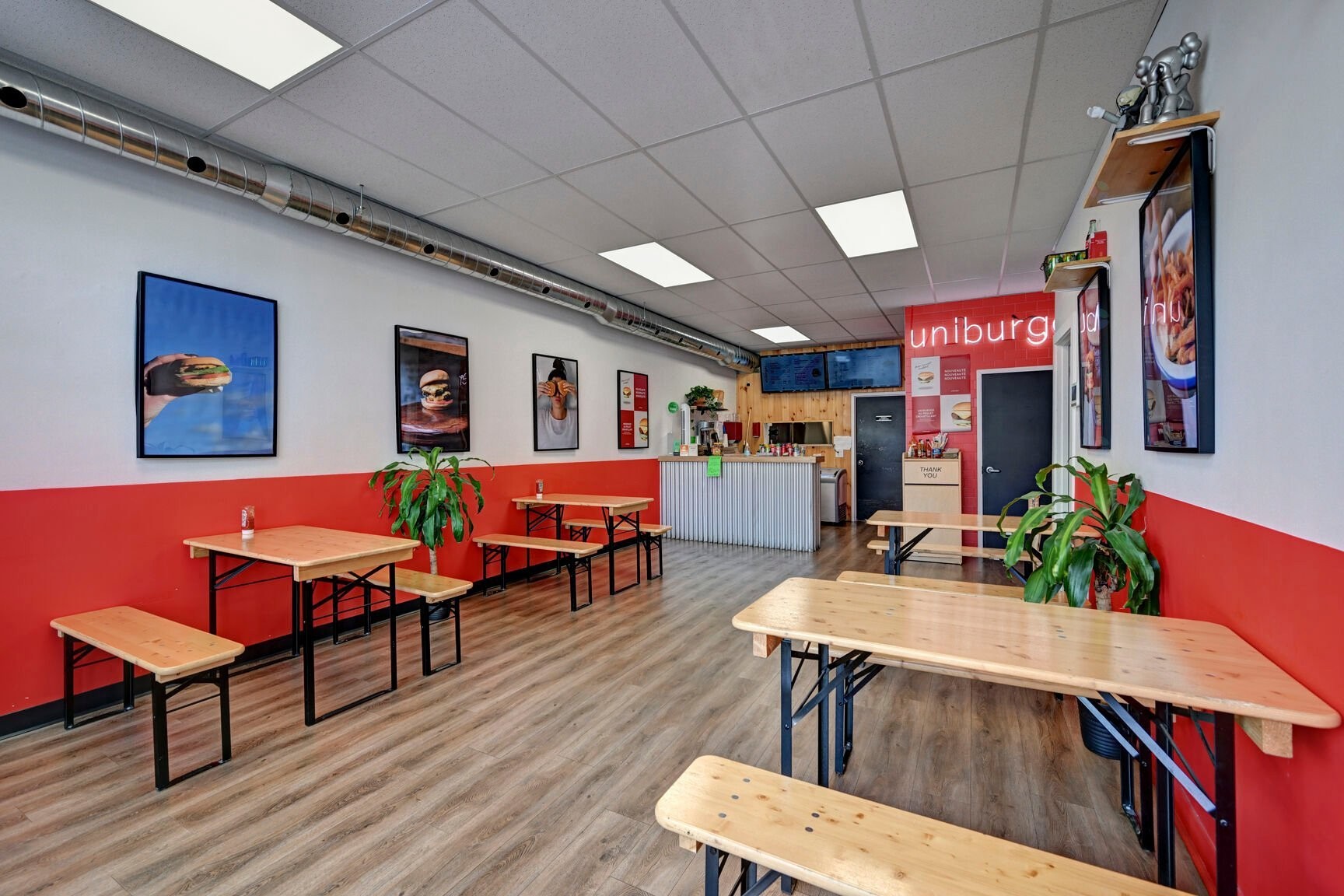 









1332


Rue Fleury E.

,
Montréal (Ahuntsic-Cartierville),




QC
H2C1R3

