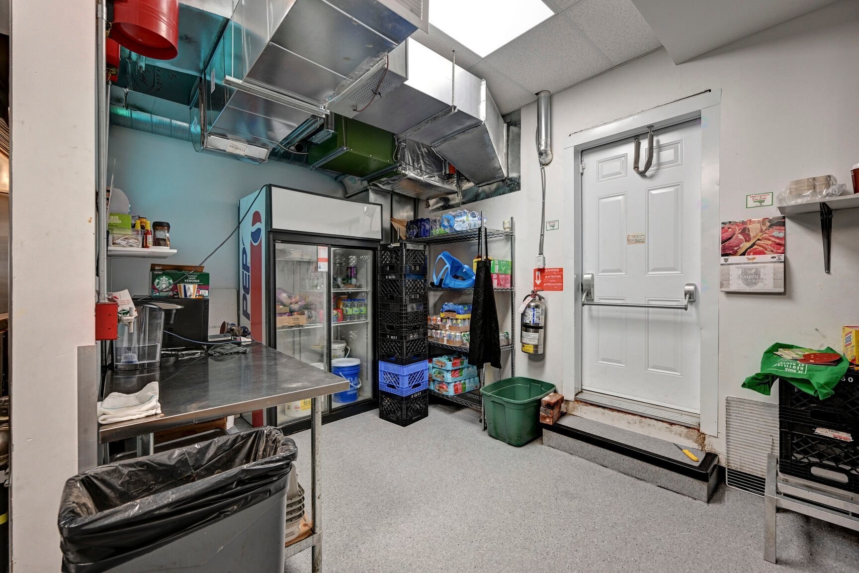 









1332


Rue Fleury E.

,
Montréal (Ahuntsic-Cartierville),




QC
H2C1R3

