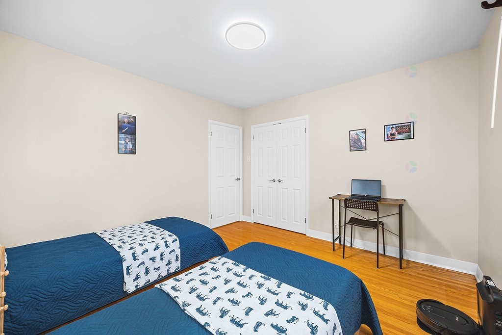 









766


Ch. John-Dale

,
Shawville,




QC
J0X2Y0

