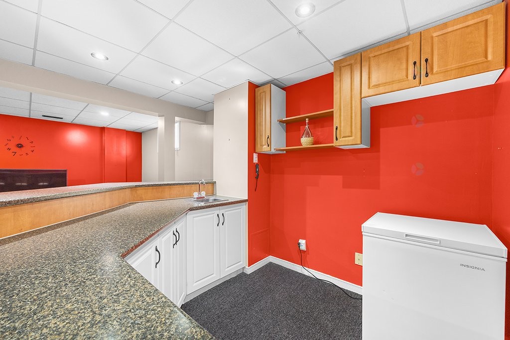 









766


Ch. John-Dale

,
Shawville,




QC
J0X2Y0

