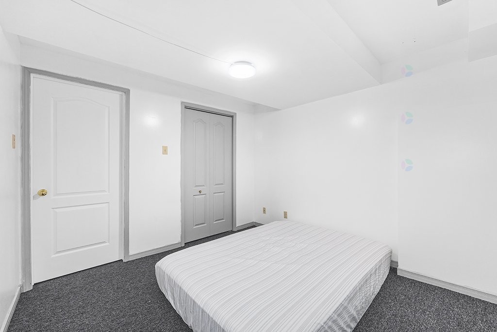 









766


Ch. John-Dale

,
Shawville,




QC
J0X2Y0

