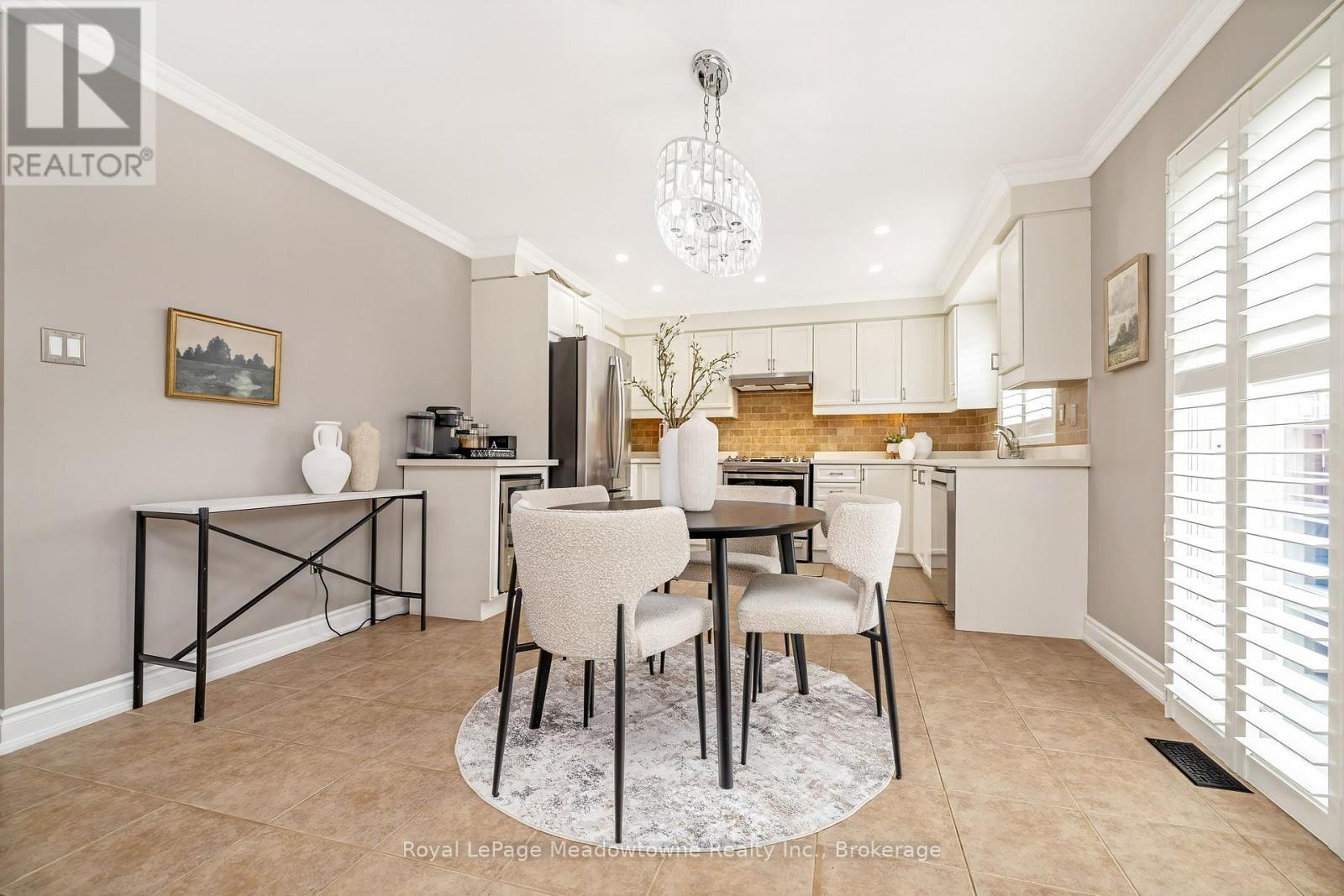 












487 HARTLEY BOULEVARD

,
Milton (CL Clarke),




Ontario
L9T6K9

