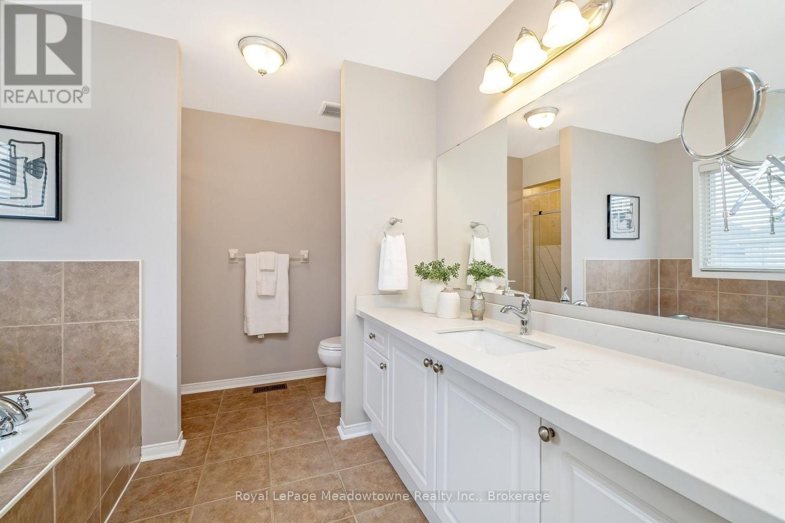 












487 HARTLEY BOULEVARD

,
Milton (CL Clarke),




Ontario
L9T6K9

