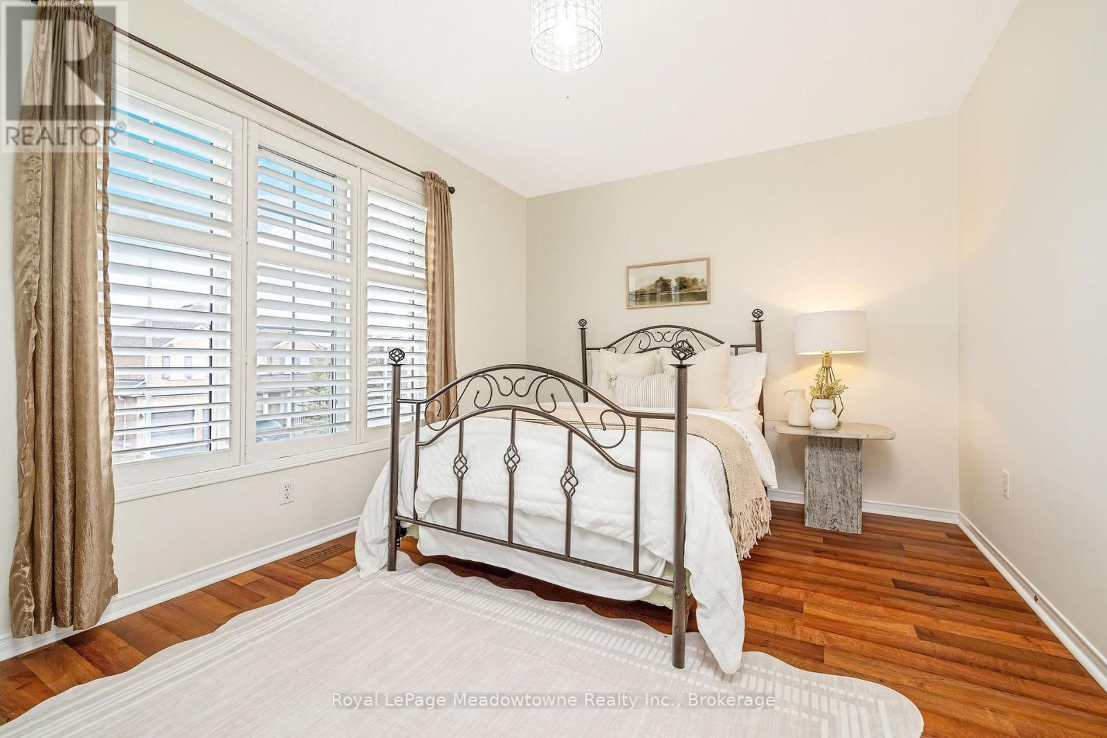 












487 HARTLEY BOULEVARD

,
Milton (CL Clarke),




Ontario
L9T6K9

